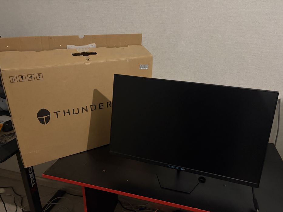 Монитор thunderobot