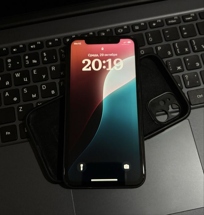 Продаю iPhone 11, 64гб, акб 73%