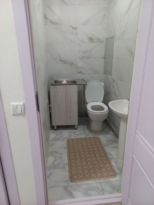 Urikzor cityda 2 xonali uy igaraga beriladi