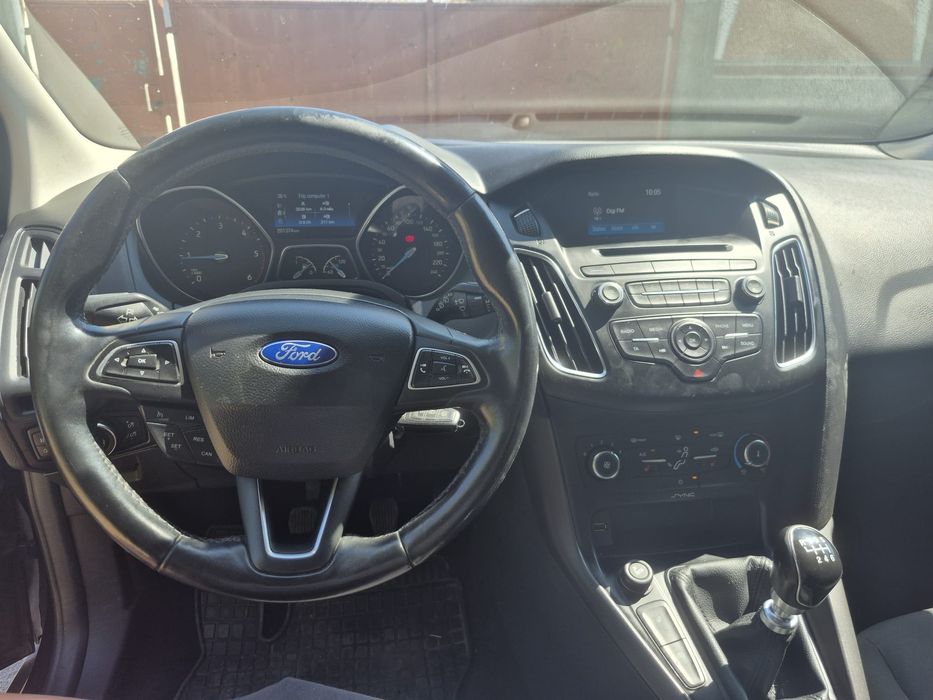 FORD Focus 2014 — imagine 3