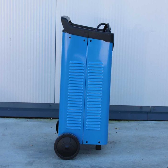 Професионално стартерно и зарядно устройство TACH CD-1200