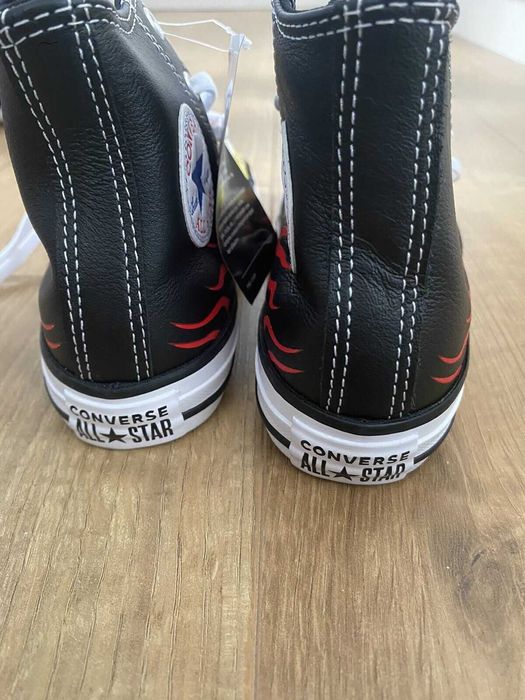 Детски кожени кецове Converse номер 31,5