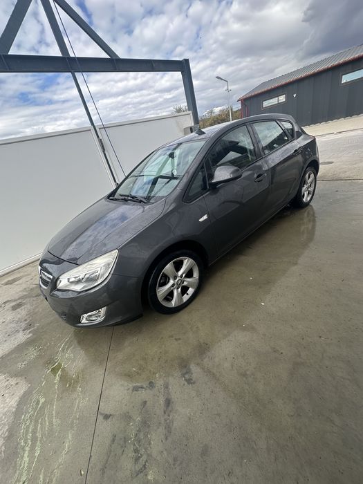 OPEL Astra 2012 — imagine 3