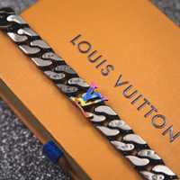 Bionic', los pendientes más buscados de Louis Vuitton - Woman