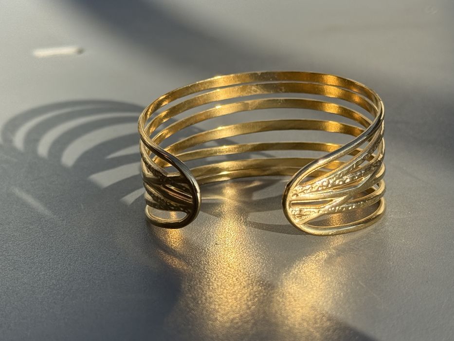 Brățară cuff oțel inoxidabil placată aur 18K – model elegant, reglabil