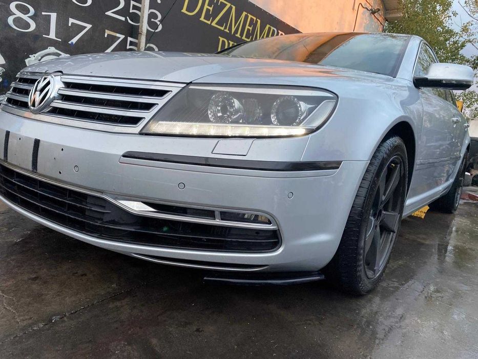 Dezmembrez Phaeton II 2012+ 3.0 e5/bara phaeton/far/aripa/stop/navi/