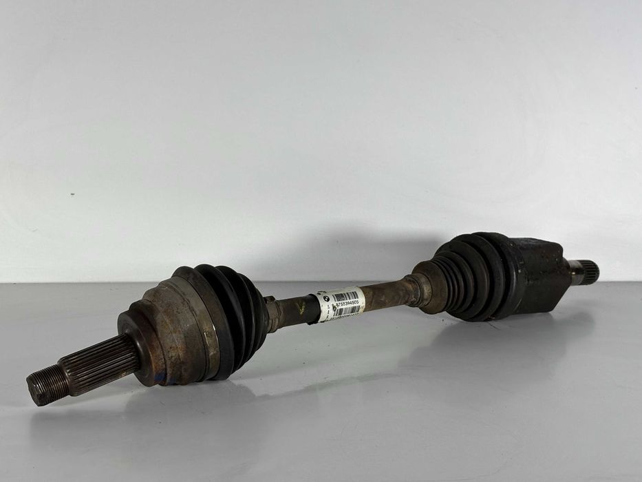 Предна Лява Полуоска БМВ Х5 Е70 3.0 Дизел (06-10г) Predna Lqva Poluoska BMW X5 E70 3.0 Diesel OEM: 755394505