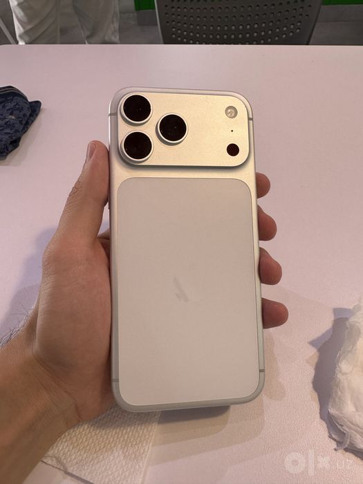 Iphone 17 pro max 256 sim esim
