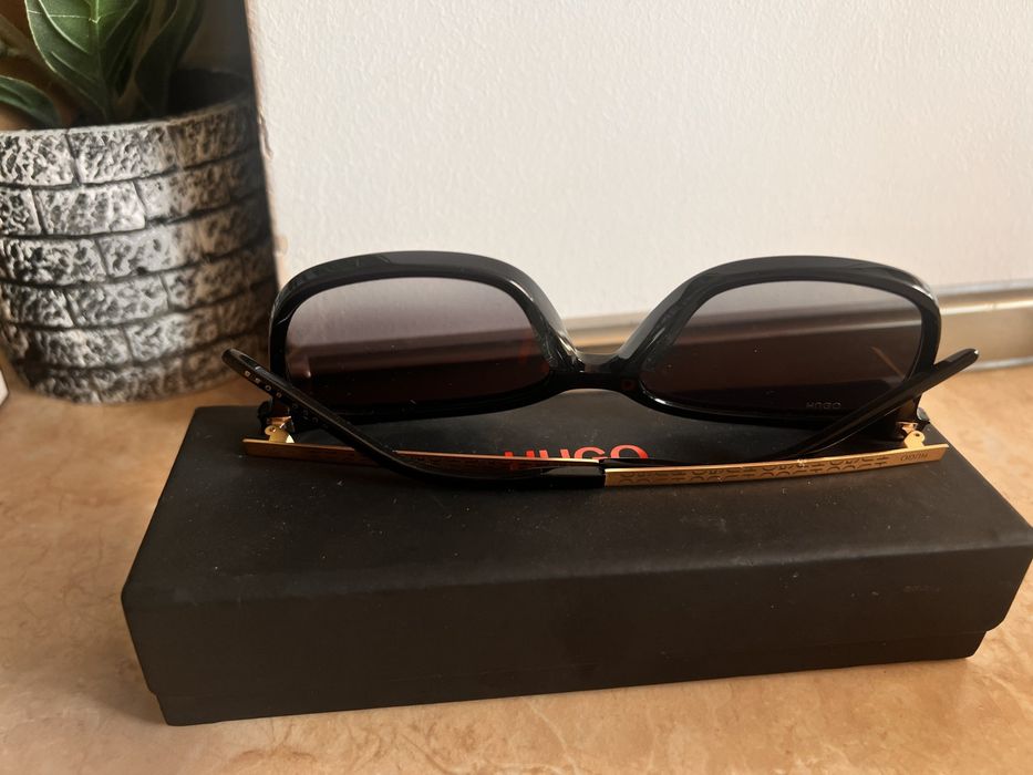 Слънчеви очила Hugo Boss