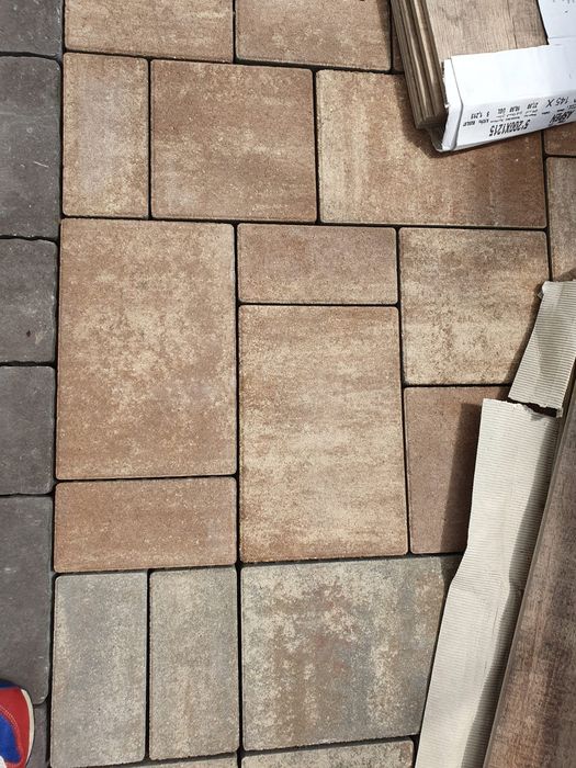 Pavaje dale Viastein Concept Casa