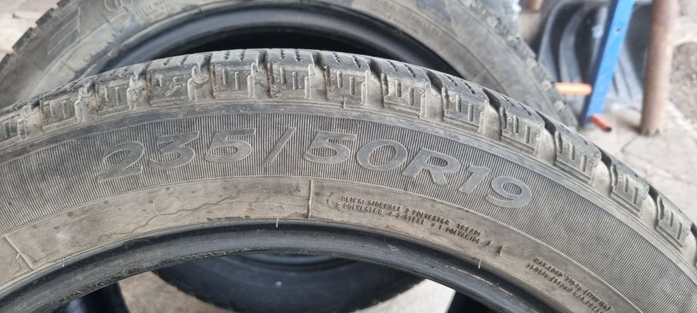 Goodyear EfficientGrip SUV 235/50 R19 103V