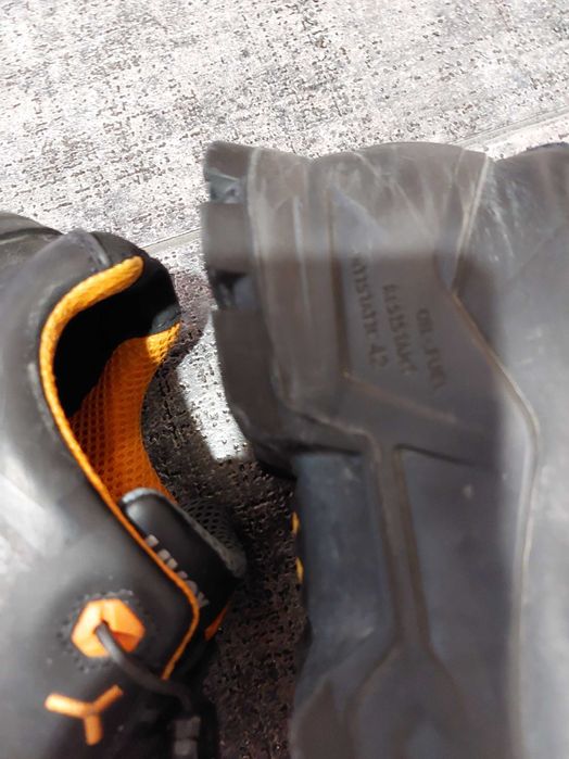 Обувки "Uvex" за работа