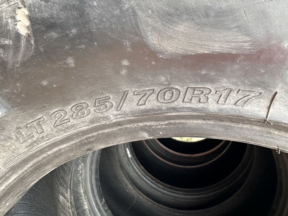 Шины 285/70R17 (4шт)