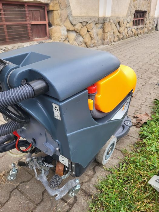 Taski swingo 450 B/ Masina de spalat pardoseli