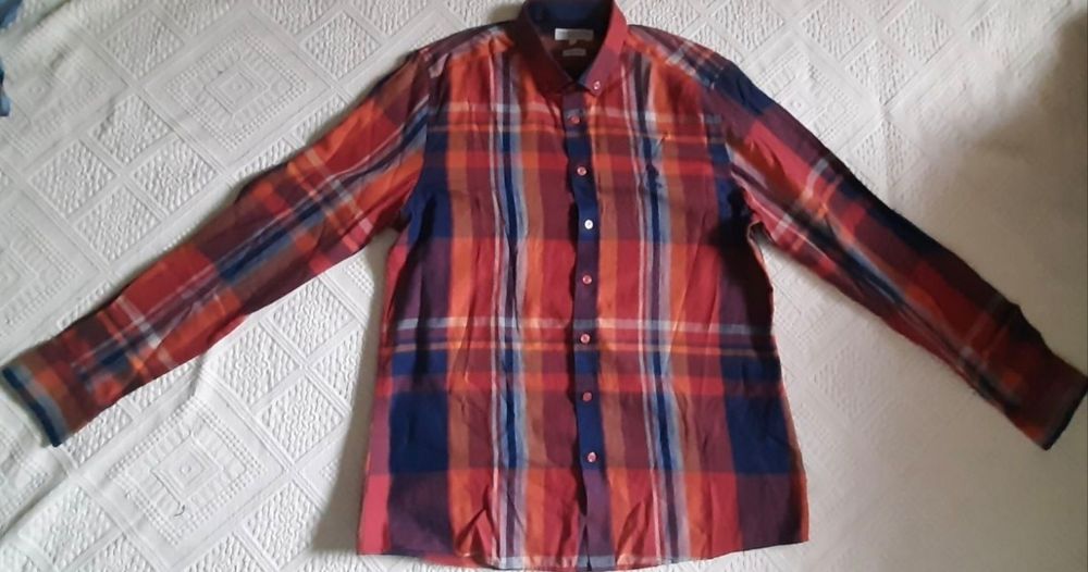 Camasa U.S. POLO ASSN marimea L model slim fit noua fara etichetă .