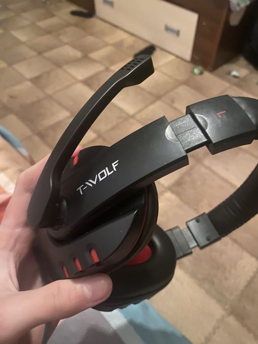 Наушники T-wolf.