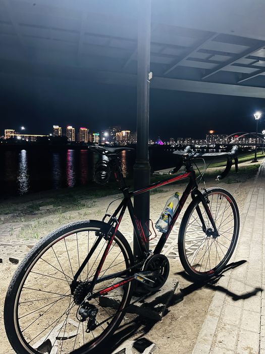 Шоссейный велосипед AXIS 700VR