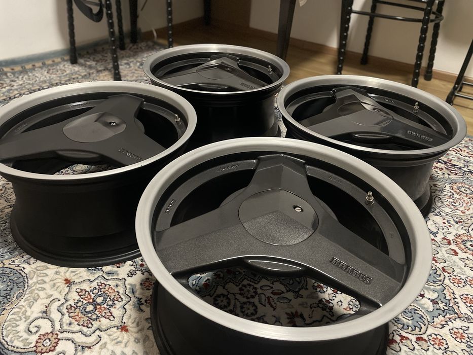 BRABUS моноблок2 r19