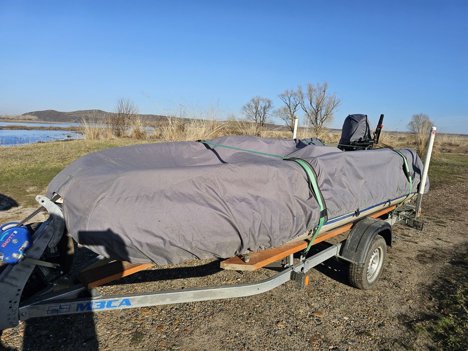 Лодка Solar 420 Strela jet tunnel