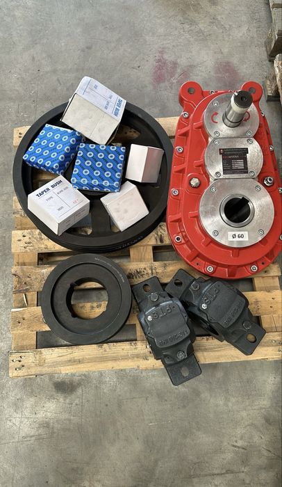 Motoare, reductoare și vibromotoare