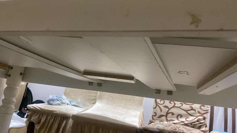 Стол отырғышымен 100мын