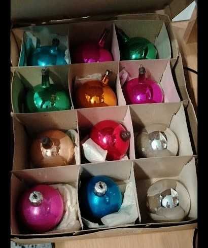 Globuri pentru brad din anii '70 din Polonia