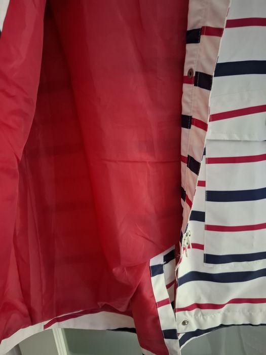 Haina de dama pentru ploaie