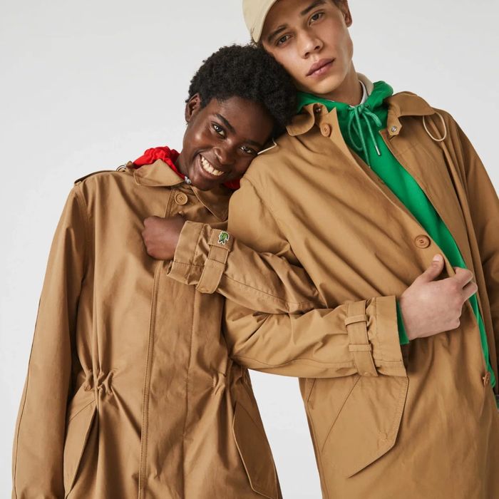 Lacoste тренч цвет темный кэмл