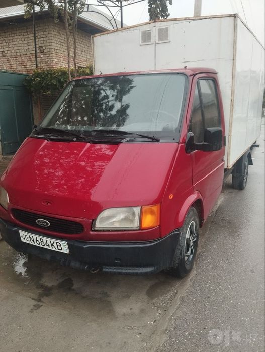 Форд транзит 
Юк фургон
Йили 1993
Борти узунлиги 3.30
Нархи 4 500$
+99
