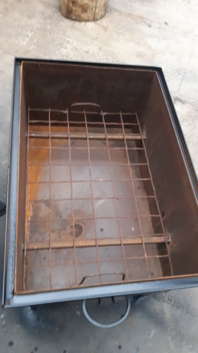 Продам кактальницу