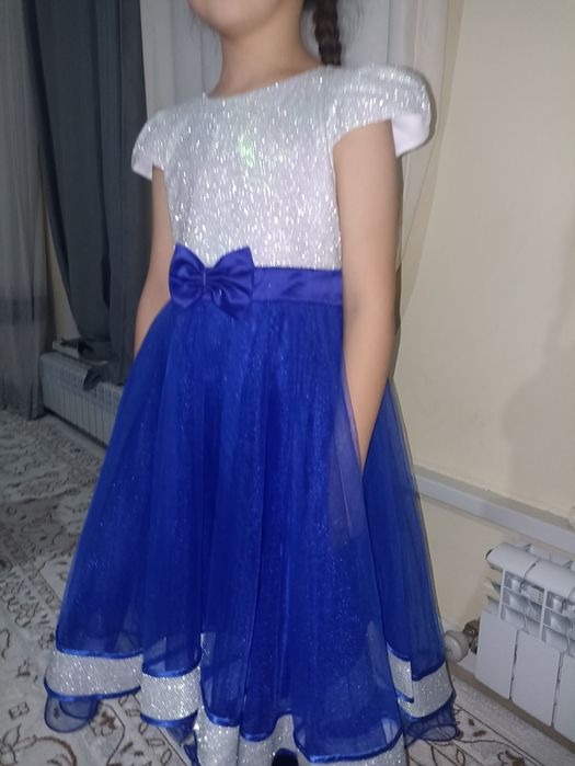 Нарядное платье на девочек