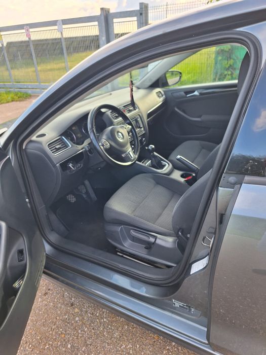 VW Jetta 2012 - 1.6 diesel
