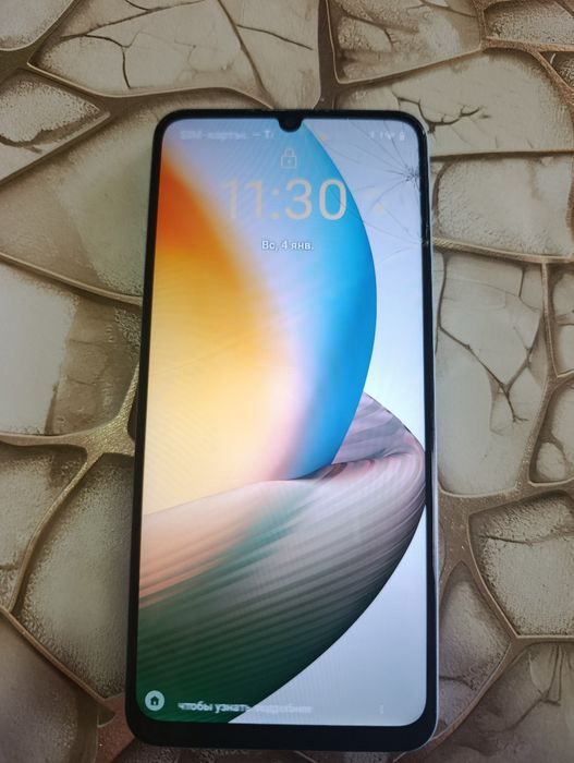 Vivo Y15s и Realme Note 50