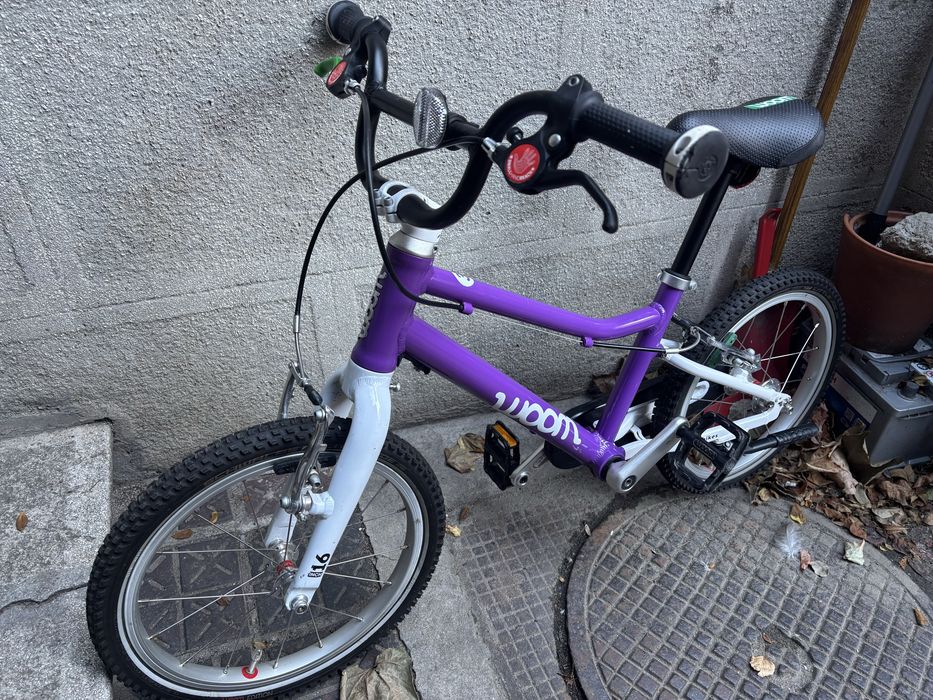 Bicicleta copii WOOM 3, mov, stare buna