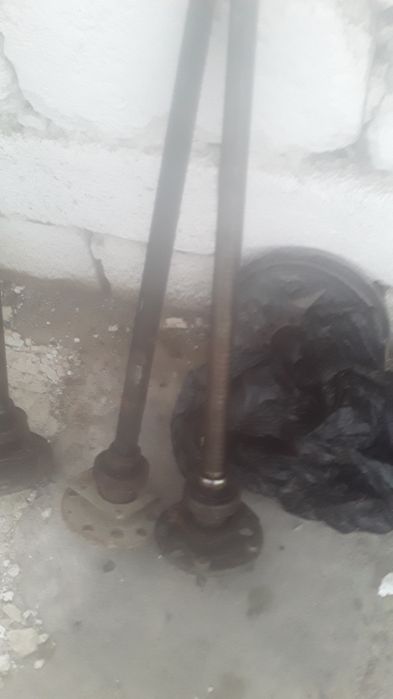 Полуось на москвич