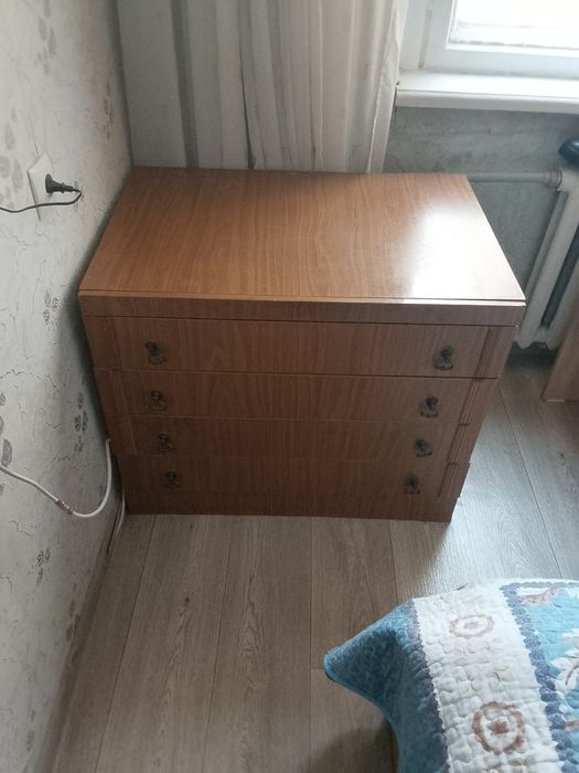 Спальный гарнитур