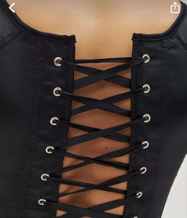 Продаю красивый корсет