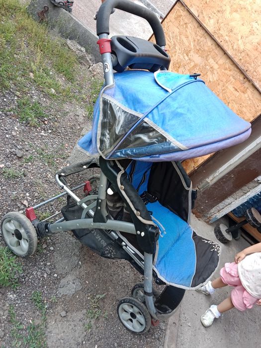 Продается каляска.