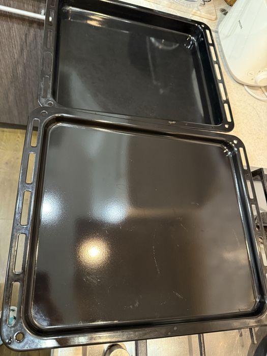 Продам противень и поддон для духовки