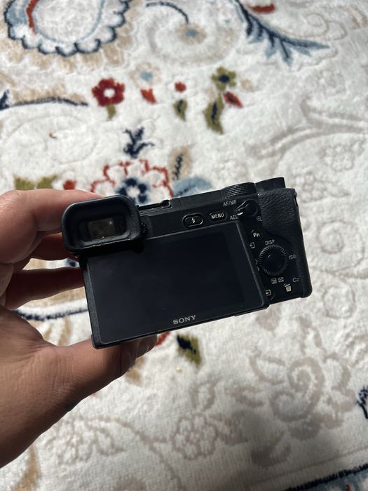 Продается Sony 6400