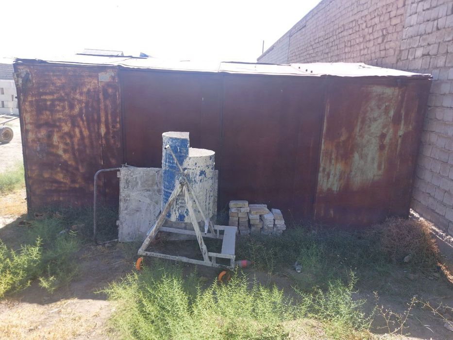 Garaj sotiladi.Qalin metaldan yasalgan . Qarshi shahrida .