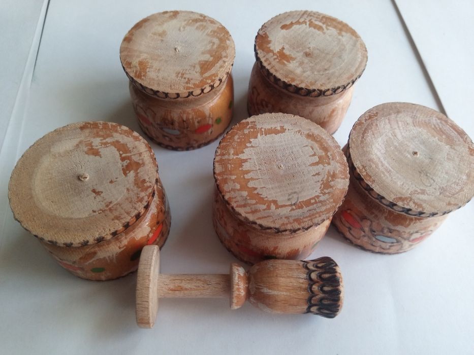 Сглобяема дървена солничка