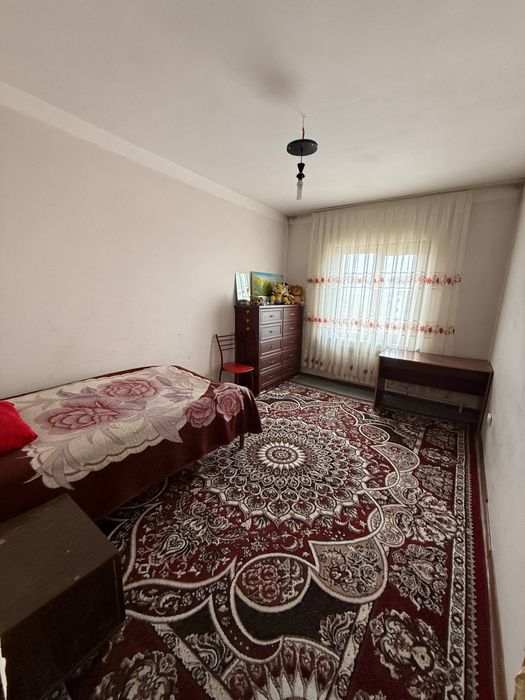 Сдаётся 3х ком квартира на 5 этаже