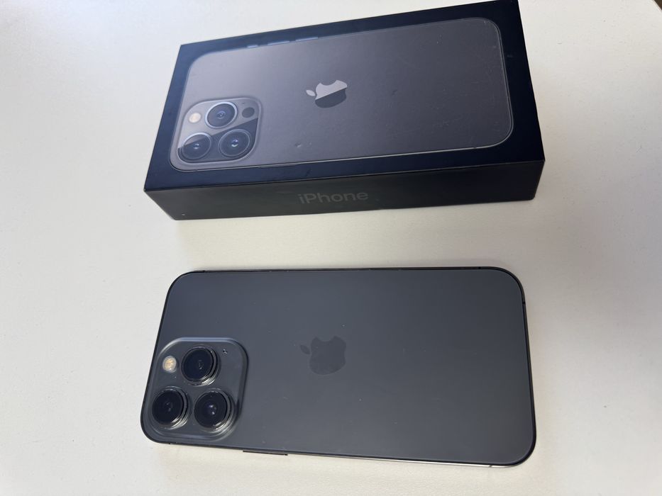 Продам айфон 13про