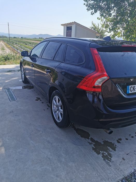 Vând Volvo v60 euro5