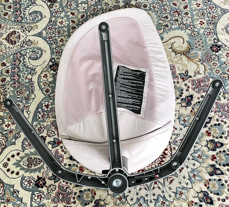 Шезлонг детский