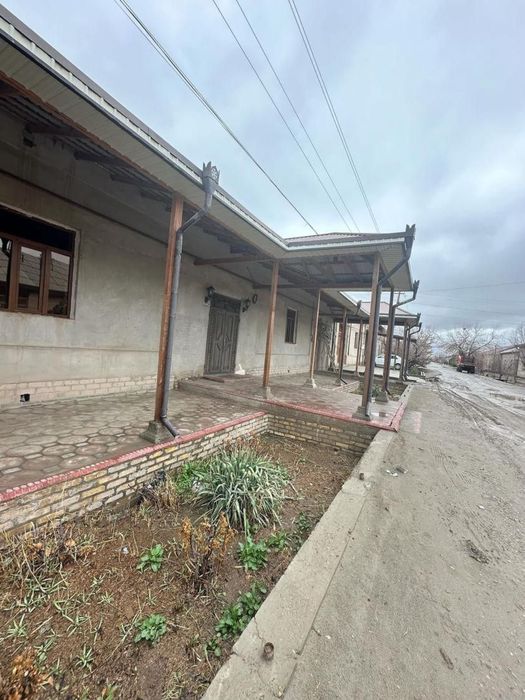 Gʻaybuda uy sotiladi