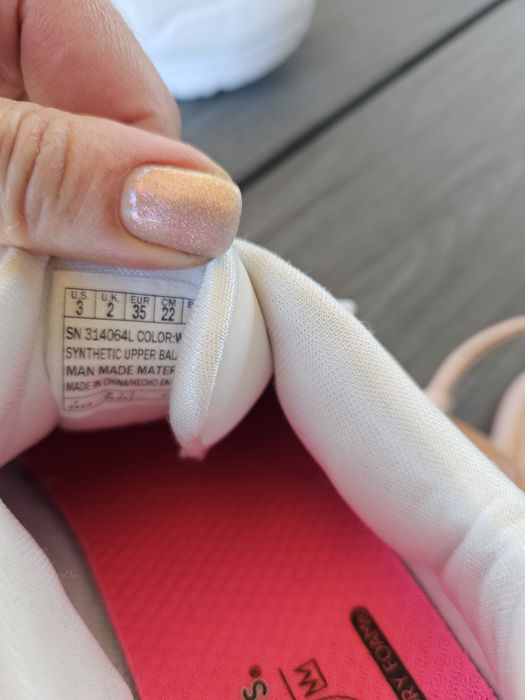 Маратонки,оригинални