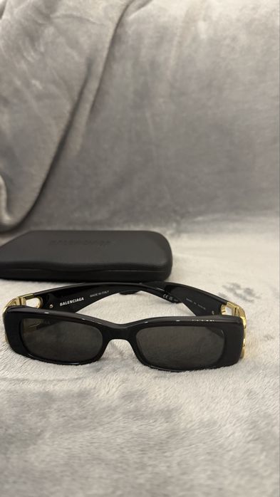Ochelari de soare Balenciaga