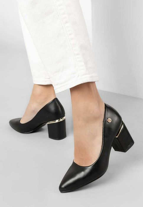 Pantofi cu toc gros eleganti negri masura 35